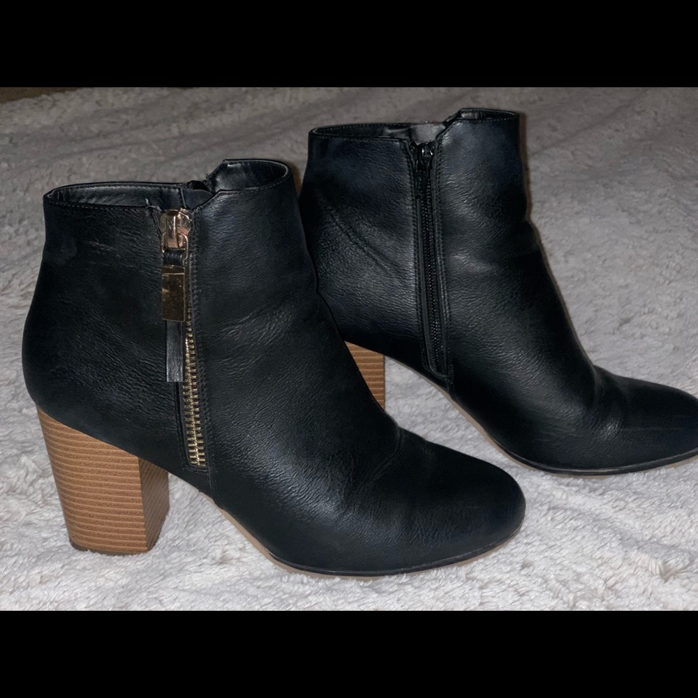 Black Boots